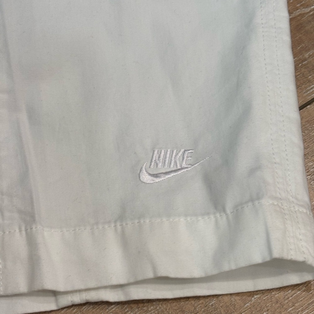 Nike Sportswear Women's White Bermuda Shorts - NWT - Picture 2 of 10